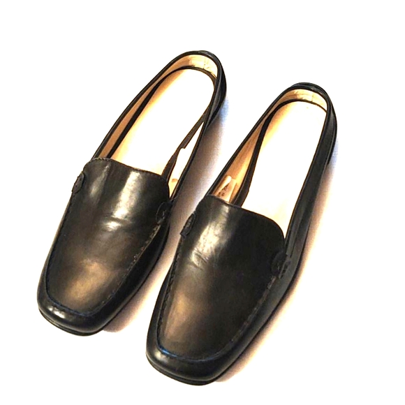 Shoes - NWOT Italian Loafers!